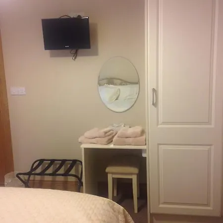 Lynch's Townhouse Bed & Breakfast